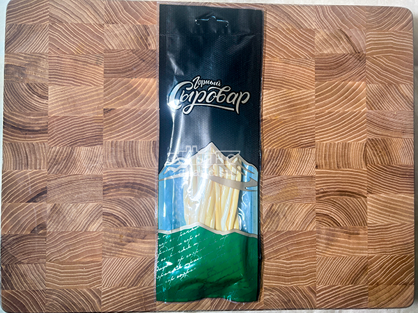 Сыр 60 гр ГОРНЫЙ СЫРОВАР (Нити копчёные) в Самаре