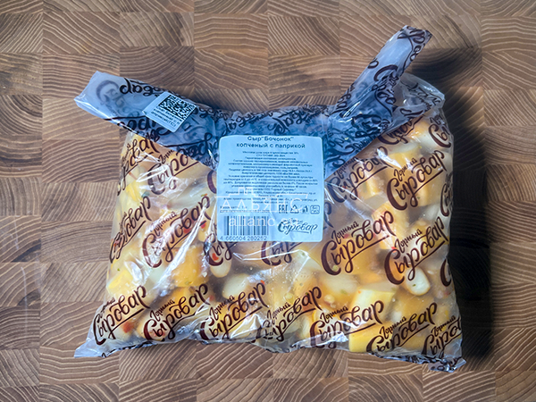 Сыр 1 кг ГОРНЫЙ СЫРОВАР (Бочонок копчёный с паприкой) в Самаре